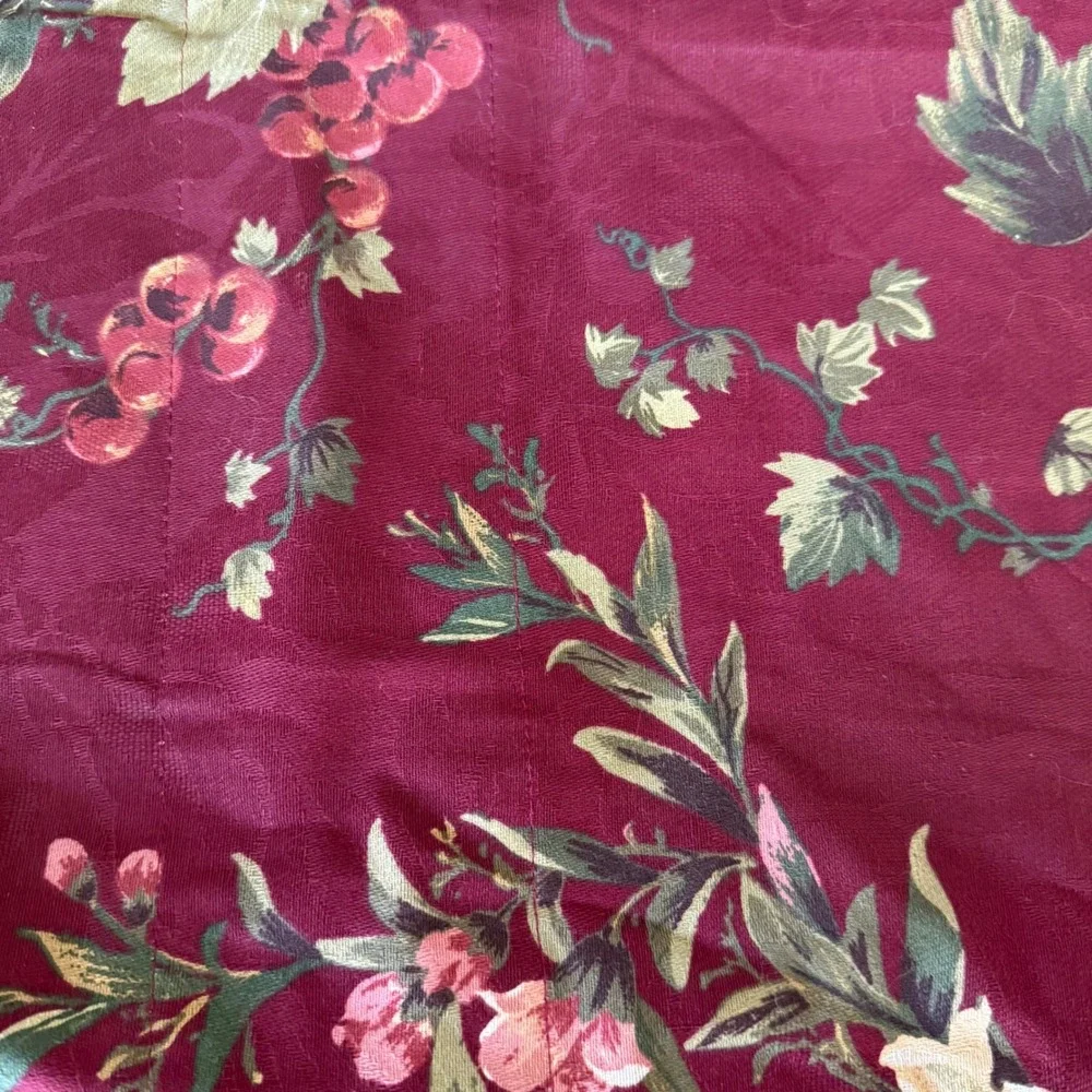 2 Waverly Home Classics Chianti Merlot Floral Rod Pocket Curtain Panels 42x84